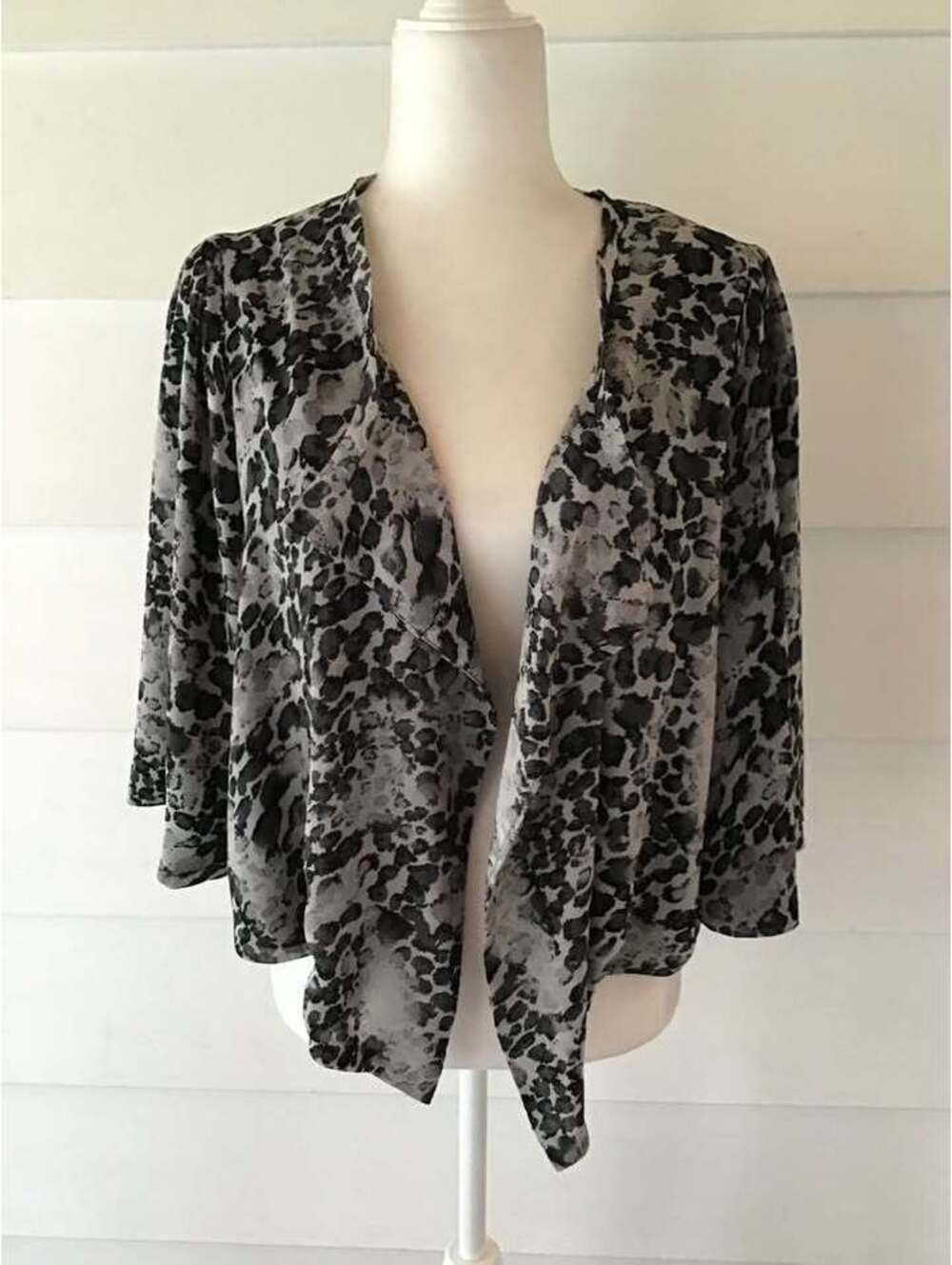 Medium LF Stores Kimono#298